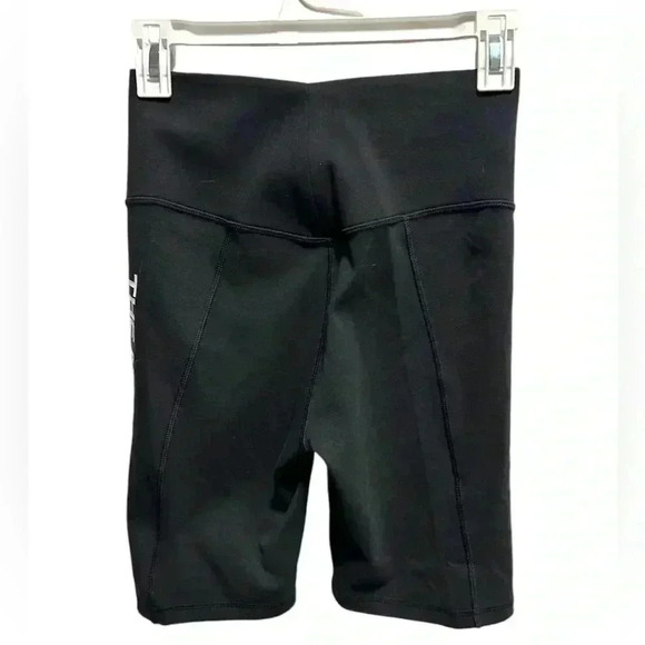 NWT THE NORTH FACE BLACK BIKER SHORTS - Picture 3 of 4